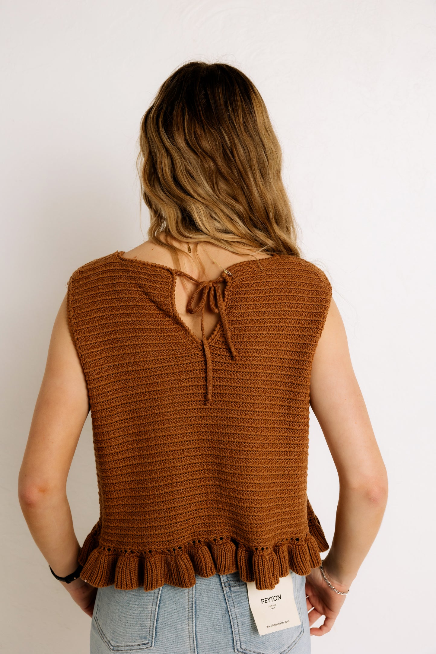 Textured Ruffle Hem Sweater Tank in Camel
