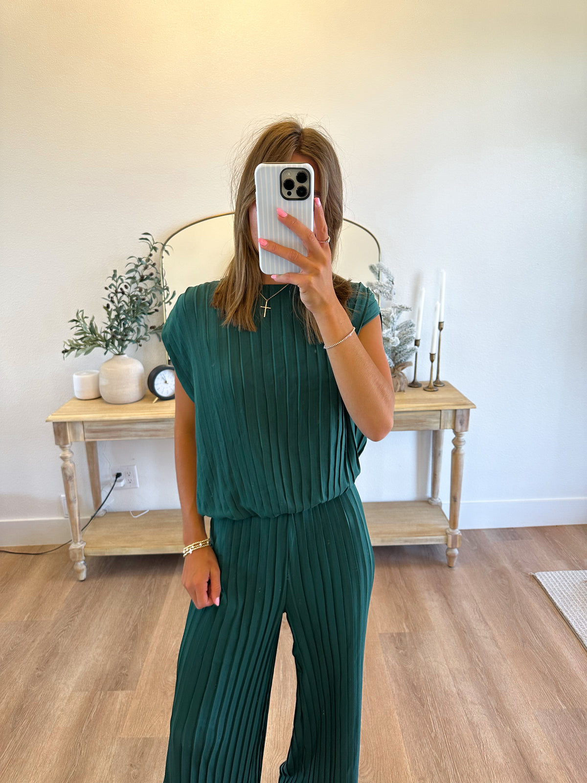 Hunter Pleated Set