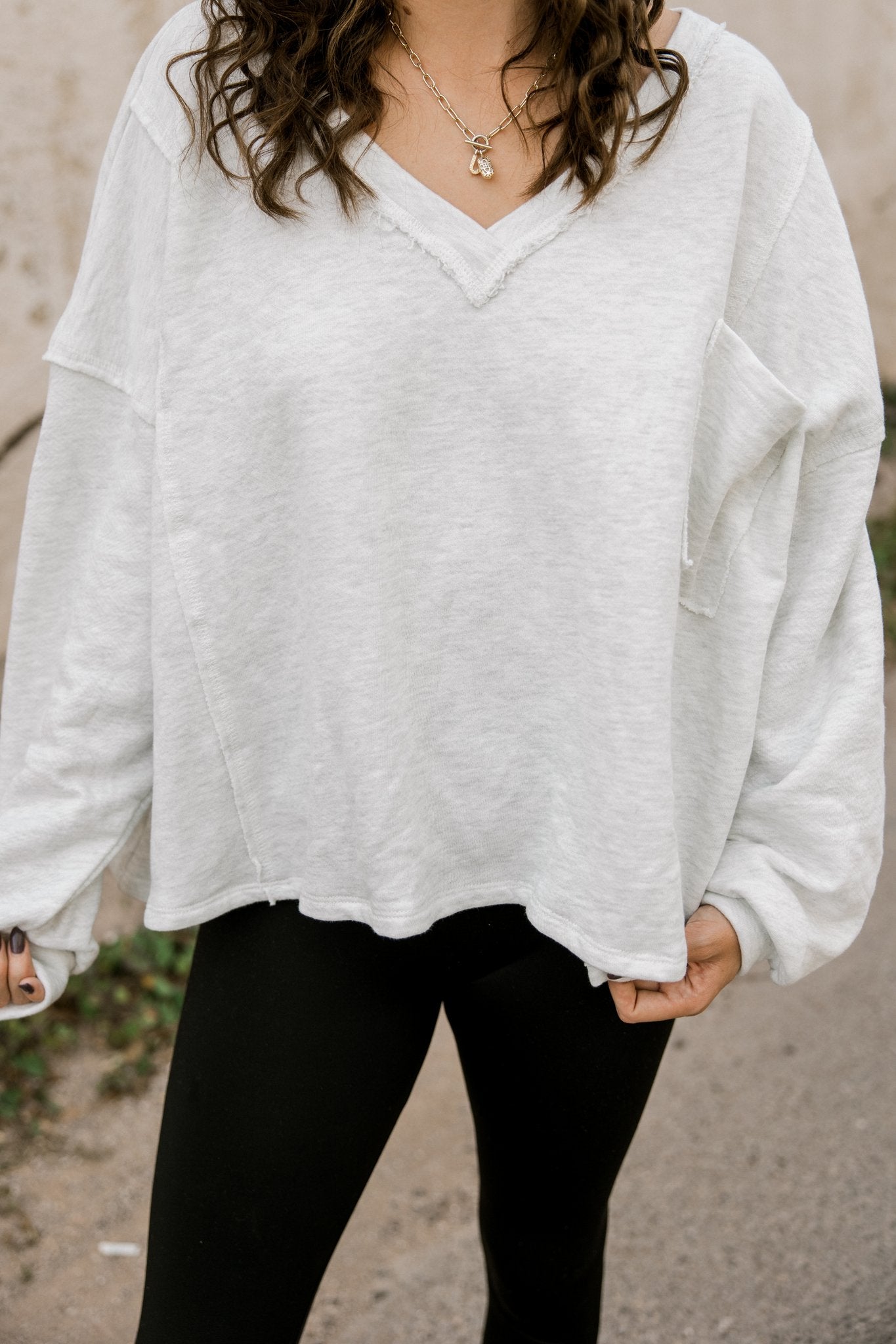 Oversize V-neck Sweater in Grey