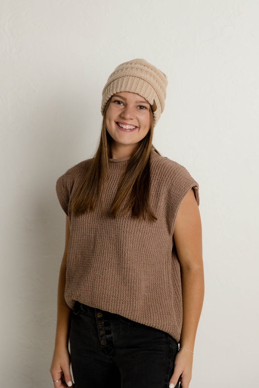 Sweater Vest in Mocha