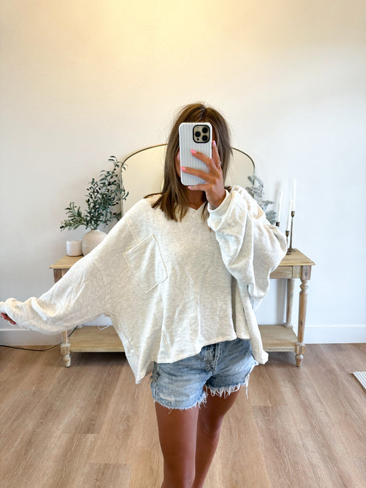 Oversize V-neck Sweater in Grey