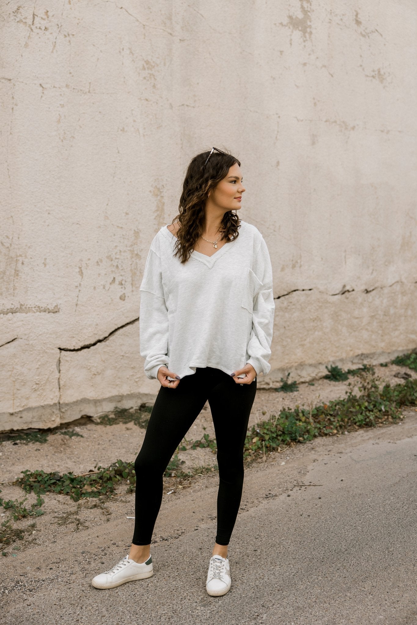 Oversize V-neck Sweater in Grey