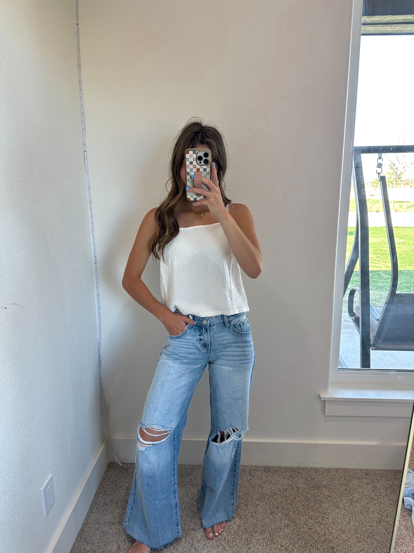 Low Rise Wide Leg Jeans